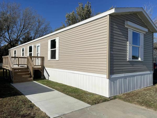 2023 Clayton - Wakarusa Mobile Home