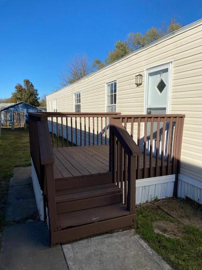 Mobile Home at 1908 E 19th St. Lot W-63 Lot W063 Lawrence, KS 66046