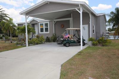 Photo 4 of 28 of home located at 8775 20th St Lot 373 Vero Beach, FL 32966