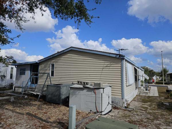 1989 EAGL HS Mobile Home