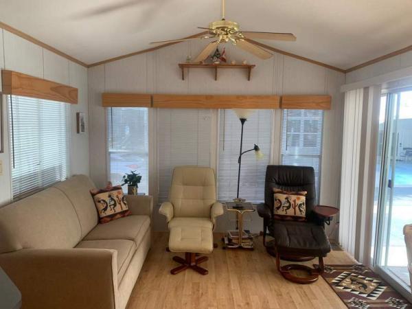 1994 Park Manufactured Home