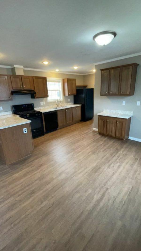 2016 Clayton Homes Inc Mobile Home For Sale