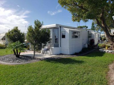 Photo 3 of 23 of home located at 37285 Silver Lake Rd. Lot#R08 Avon Park, FL 33825