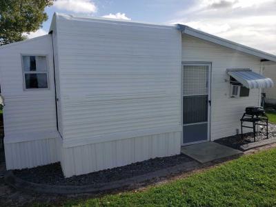 Photo 5 of 23 of home located at 37285 Silver Lake Rd. Lot#R08 Avon Park, FL 33825