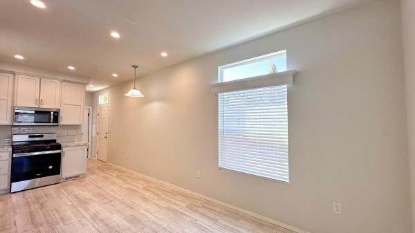 2023 Fleetwood 220CL12482L  Home