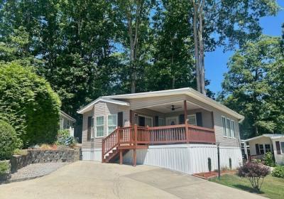 Mobile Home at 27 Alex Rae Flat Rock, NC 28731