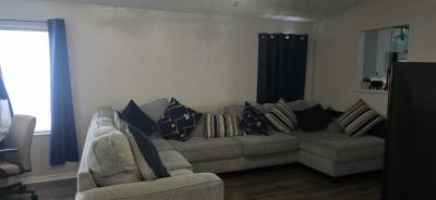 Photo 5 of 12 of home located at 127 Plantation Drive Lake Worth, FL 33467