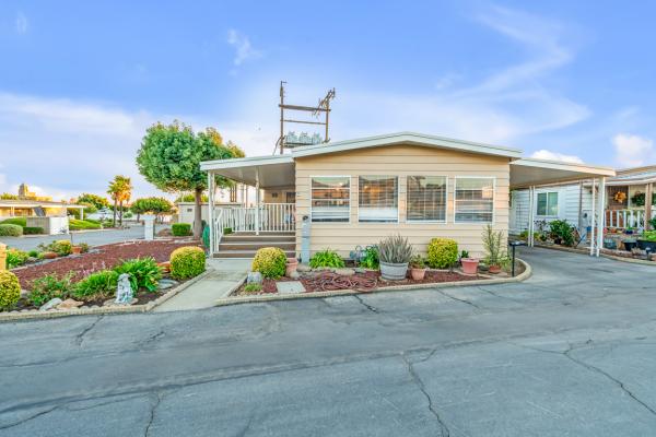 1966  Mobile Home For Sale