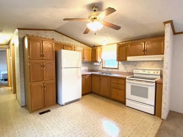 2002 Colony LN501A Manufactured Home