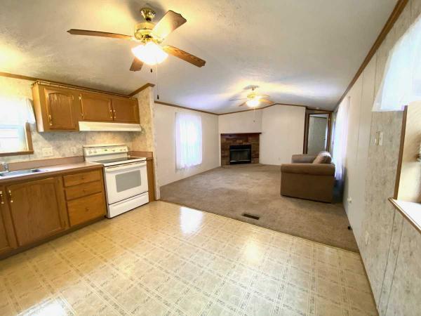 2002 Colony LN501A Manufactured Home