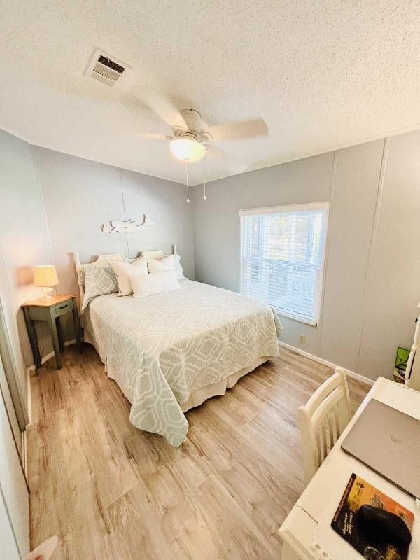 1992 Meri Manufactured Home