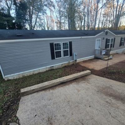 Mobile Home at 220 Old Grove Rd Lot 45 Greenville, SC 29605