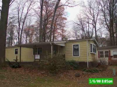 Mobile Home at Forrest Brooke 7266 W Market St Lot 186 Mercer, PA 16137