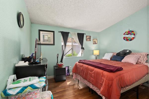 2000 Fleetwood Manufactured Home