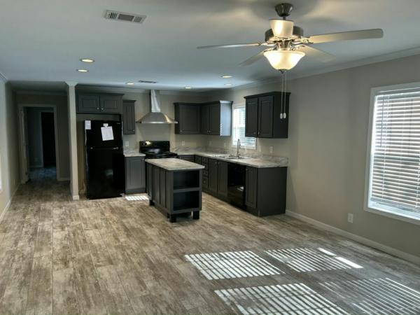 Photo 1 of 2 of home located at 10201 W Beaver St #183 Jacksonville, FL 32220