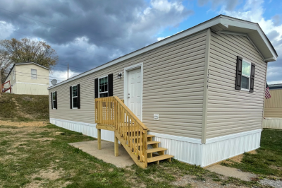 Photo 3 of 17 of home located at 1244 Hidden Valley Dr Bulger, PA 15019