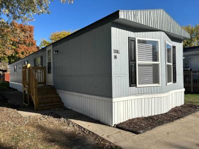 Mobile Home at 5802 Alta Vista Fort Wayne, IN 46818