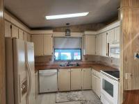 1985 Barrington Manufactured Home