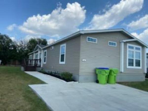 2017 Clayton Homes Inc Mobile Home For Sale