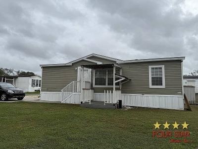 Mobile Home at 201 Oak Ln Tampa, FL 33610