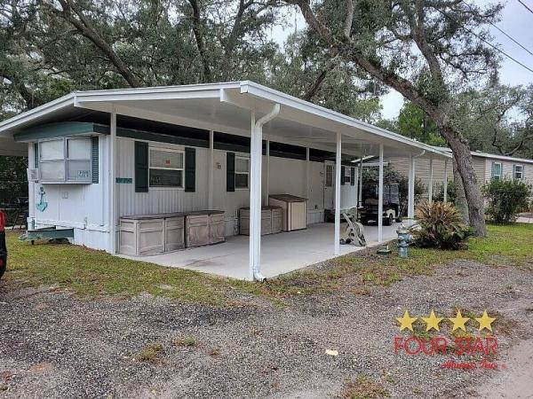 Photo 1 of 2 of home located at 318 Oak St Pierson, FL 32180