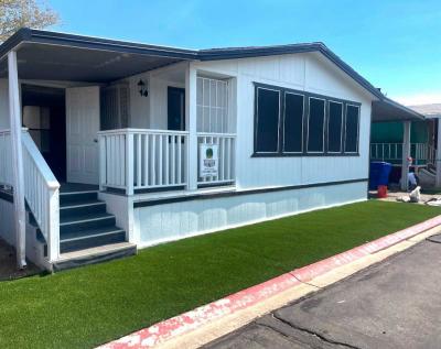 Mobile Home at 22838 Bear Valley Rd Apple Valley, CA 92308