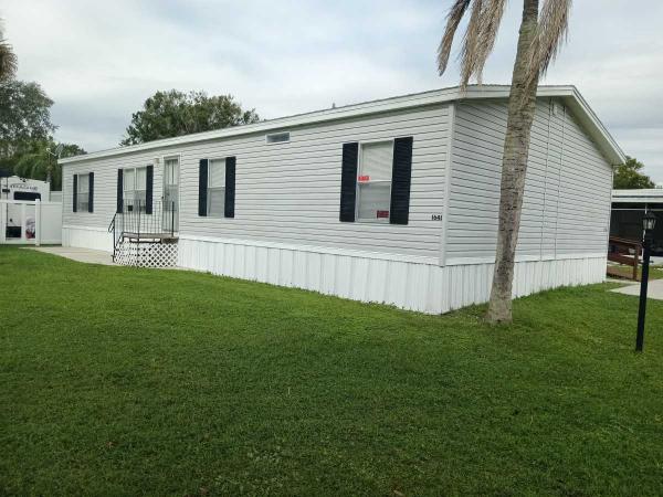 1999 Manufactured Home