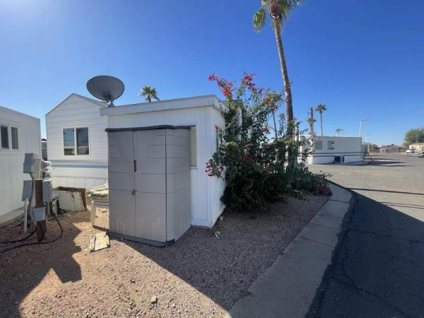 1994 GOLD Manufactured Home