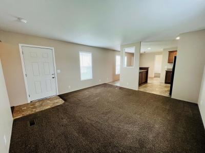 Photo 5 of 6 of home located at 4370 Essex Ct Jackson, MI 49201