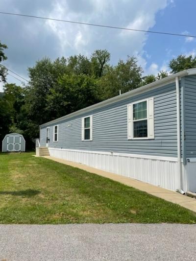 Mobile Home at 194 National Road Toronto, OH 43964