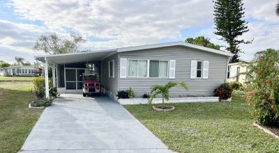 Mobile Home at 19243 Meadowbrook Ct. North Fort Myers, FL 33903