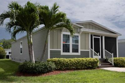 Mobile Home at 63 Buttonwood Lane Naples, FL 34112