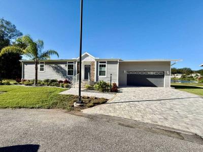 Mobile Home at 616 Nicklaus Ct Lady Lake, FL 32159