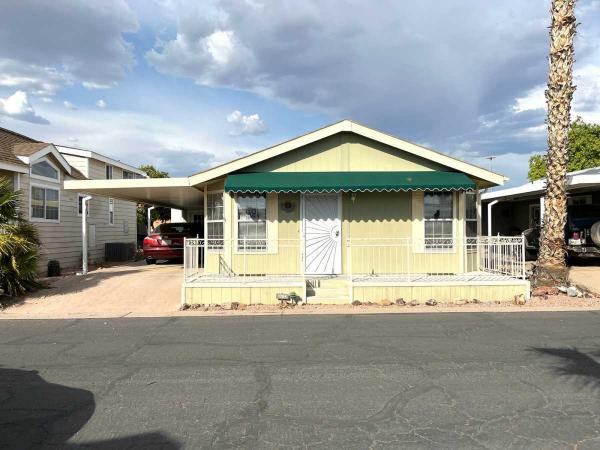 2001 CAVCO Mobile Home For Sale