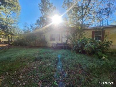 Mobile Home at 1072 Little Creek Dr Oakland, MS 38948