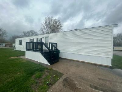 Mobile Home at 1236 North Oaklane Road Lot 172 Springfield, IL 62707