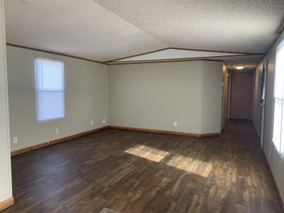 Photo 4 of 15 of home located at 1400 E Kay Avenue #Kac177 Haysville, KS 67060