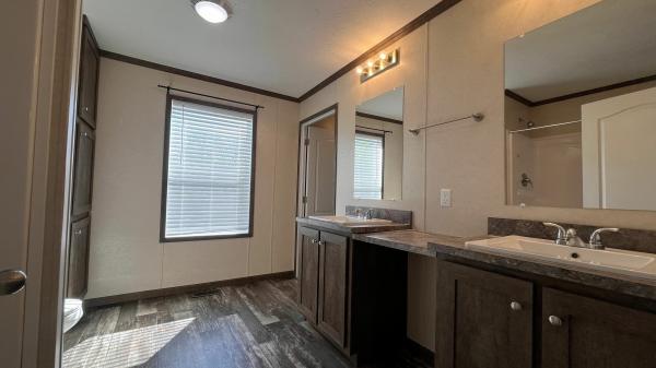 2021 Clayton Homes Inc Pulse Mobile Home