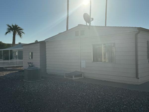 1977 Signature Mark 6124-2BR Mobile Home