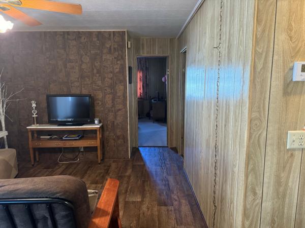 1977 Signature Mark 6124-2BR Mobile Home