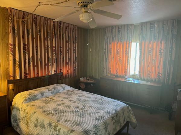 1977 Signature Mark 6124-2BR Mobile Home