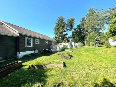 Photo 3 of 12 of home located at 20 Shadycrest Drive Nashua, NH 03062