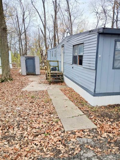 Mobile Home at 1100 W. Locust, Lot 16 Canton, IL 61520