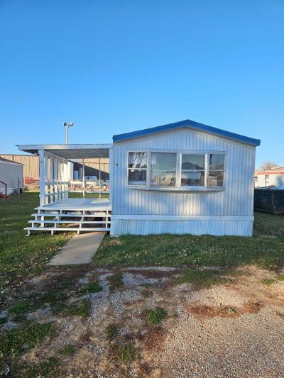 Mobile Home at 58 Village Ct Mediapolis, IA 52637