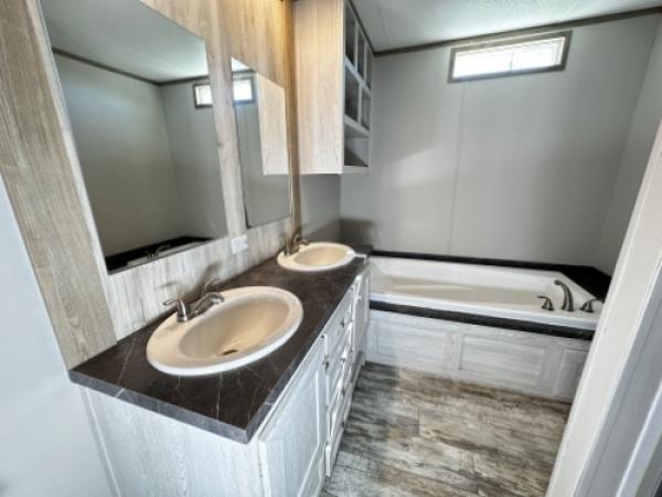 2022 ANNIVERSARY Manufactured Home