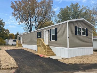 Mobile Home at 6219 Us Hwy 51 South, Site # 37 Janesville, WI 53546