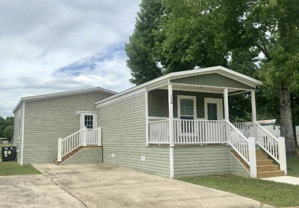 2019 CHAMPION MERIT COMMUNITY (O-S) Manufactured Home