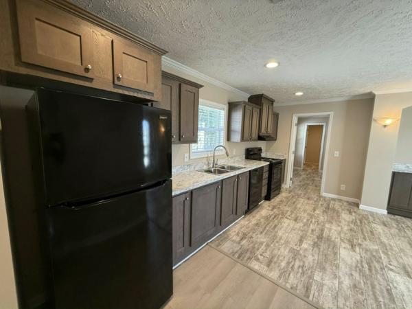 Photo 1 of 2 of home located at 10201 W Beaver St #266 Jacksonville, FL 32220