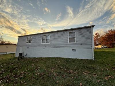 Photo 3 of 12 of home located at 255 Turtle Crossing Christiansburg, VA 24073