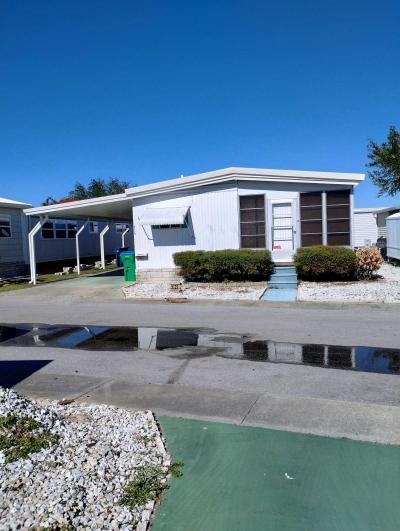 Mobile Home at 9129 49th Ave N. Saint Petersburg, FL 33708